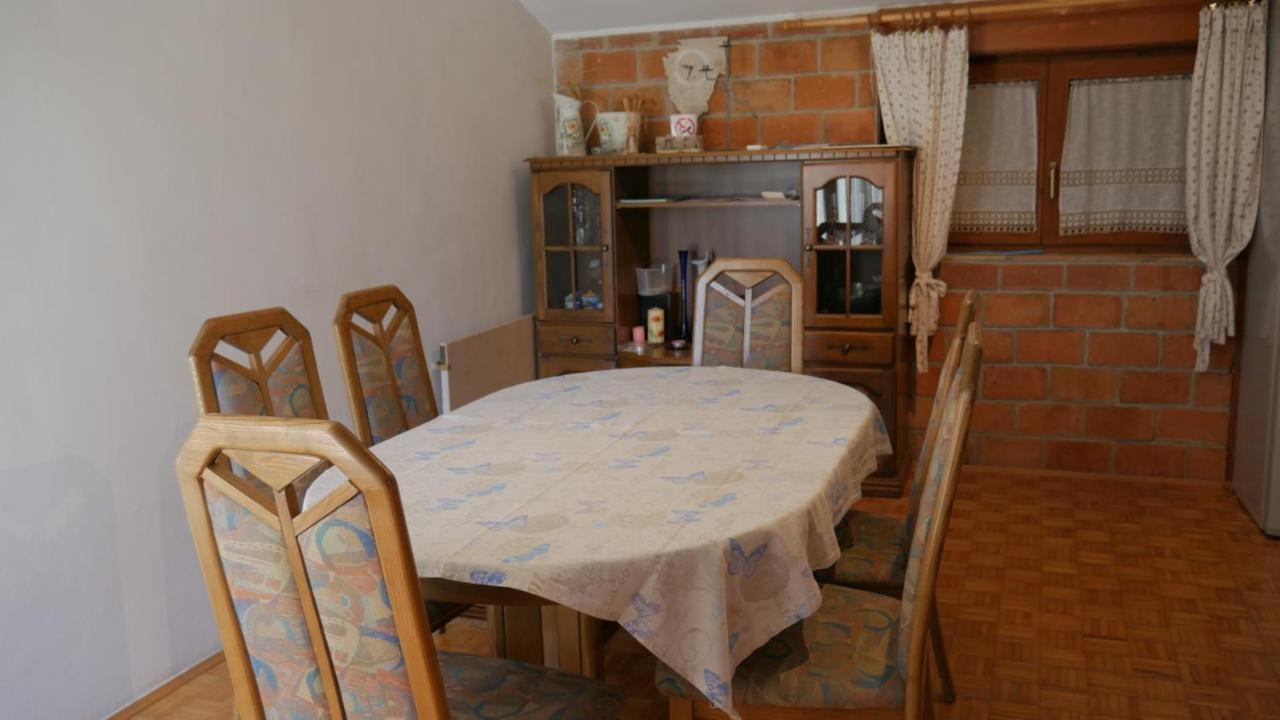 Apartment Kornarija Buje Eksteriør bilde